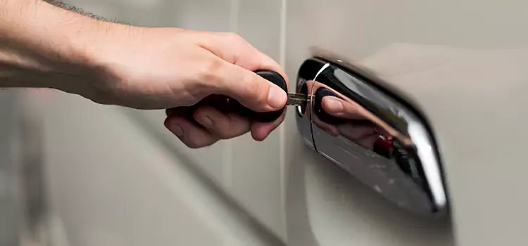 Why Choose Our Auto Locksmith Team in Strathmore, AB?